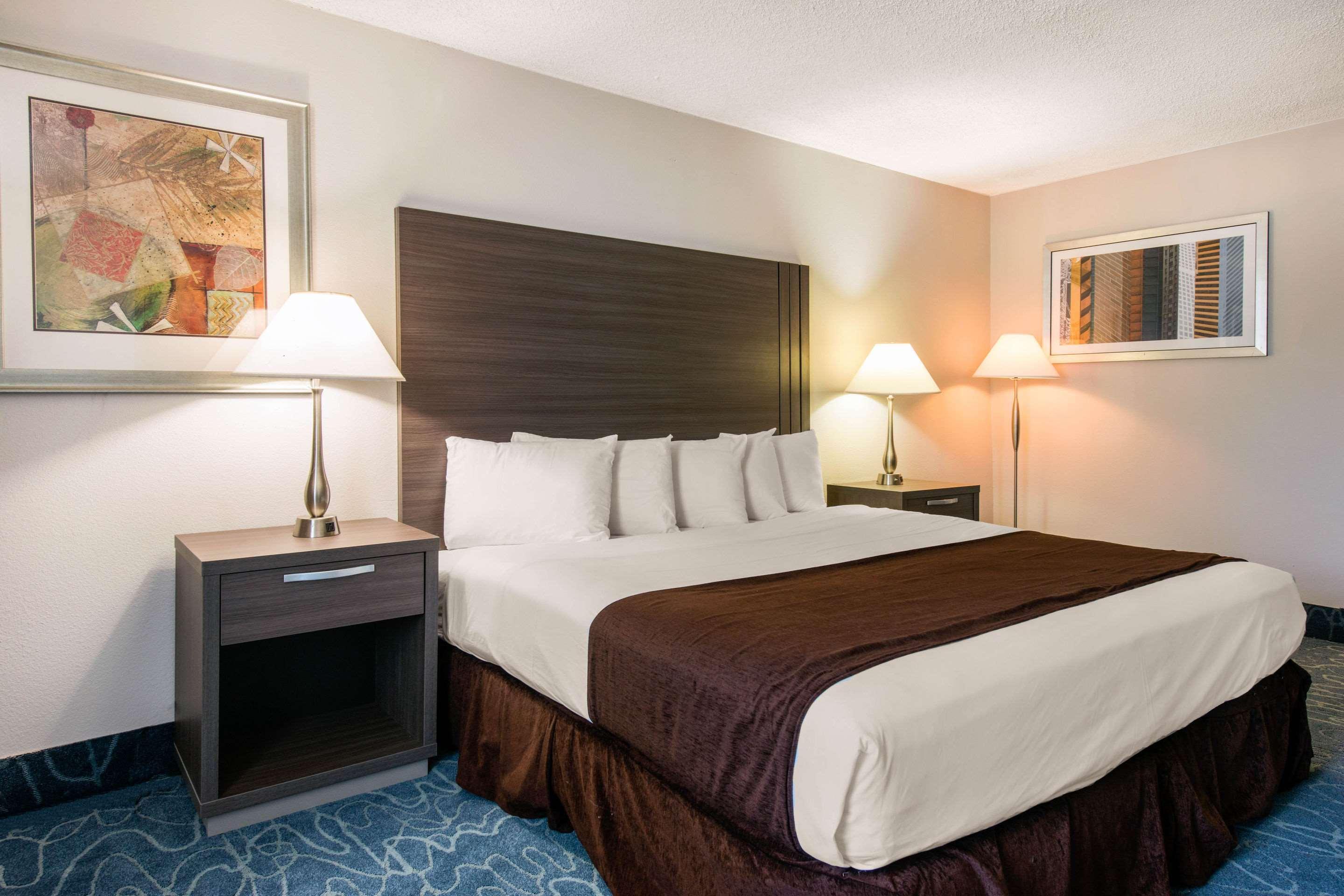 Econo Lodge Orlando Airport Exterior photo